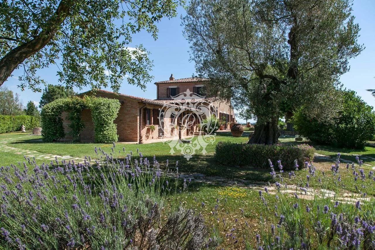 Haus in Chiusi, Italien, 450 m² - Foto 5