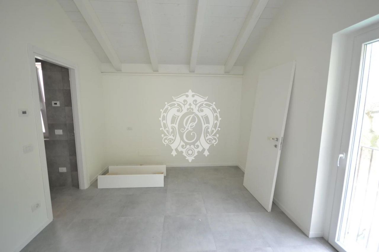 Villa in Tremezzina, Italien, 200 m² - Foto 10