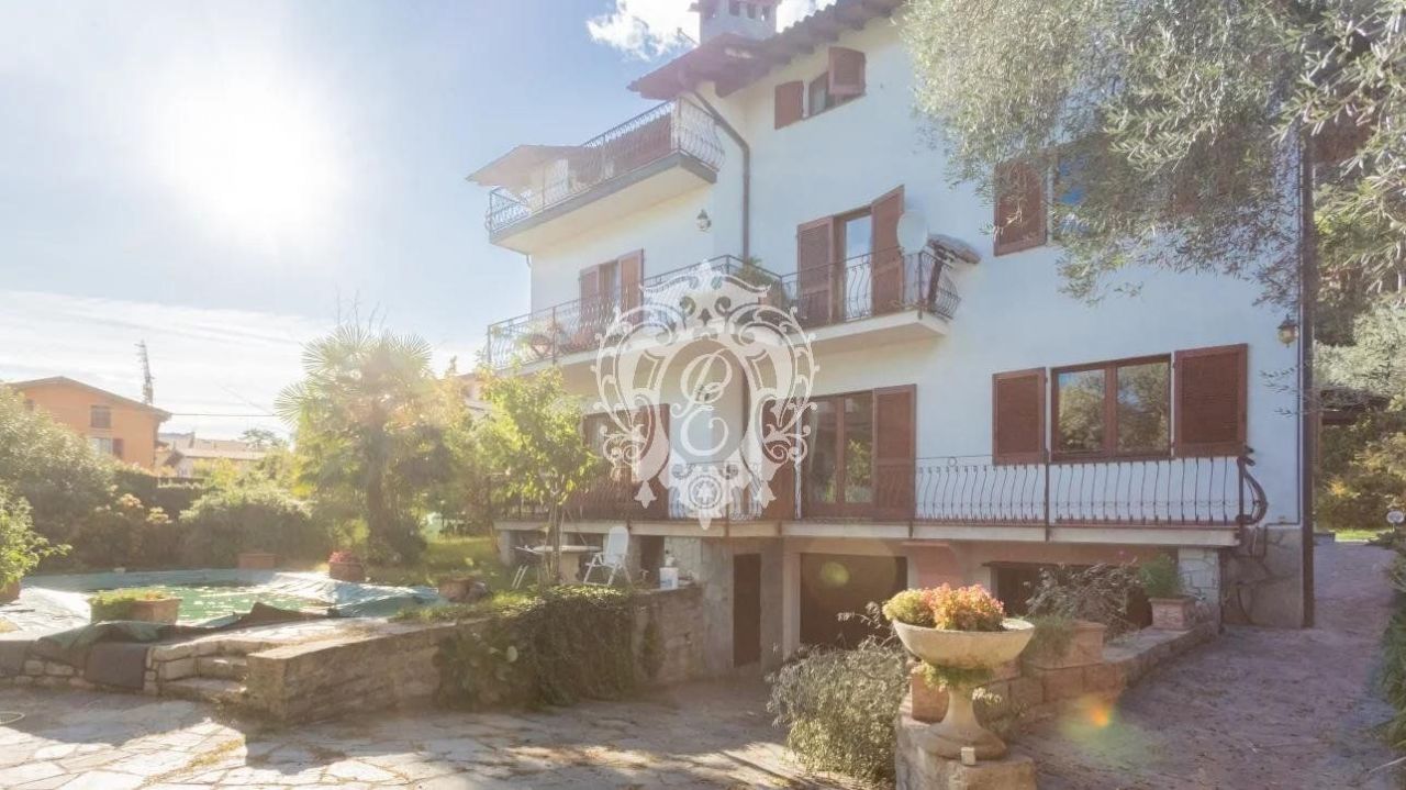 Villa à Tremezzina, Italie, 430 m² - image 11