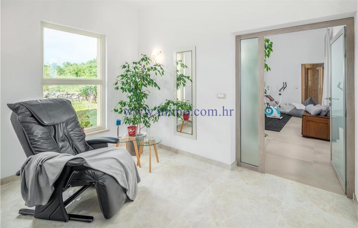 Villa in Pula, Croatia, 400 m² - picture 6