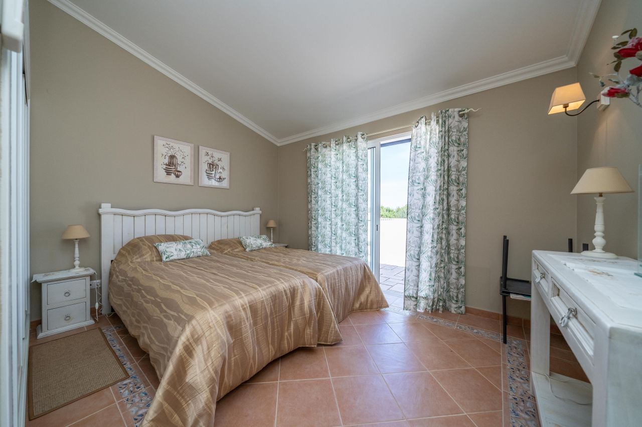 Villa en Tavira, Portugal, 220 m² - imagen 9