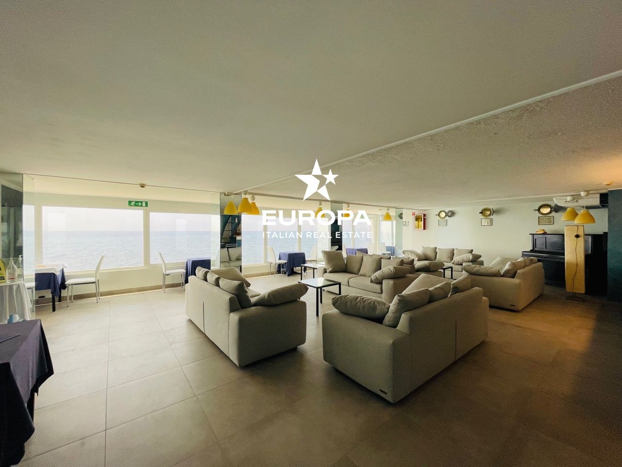 Hotel in Ospedaletti, Italy, 1 580 m² - picture 8