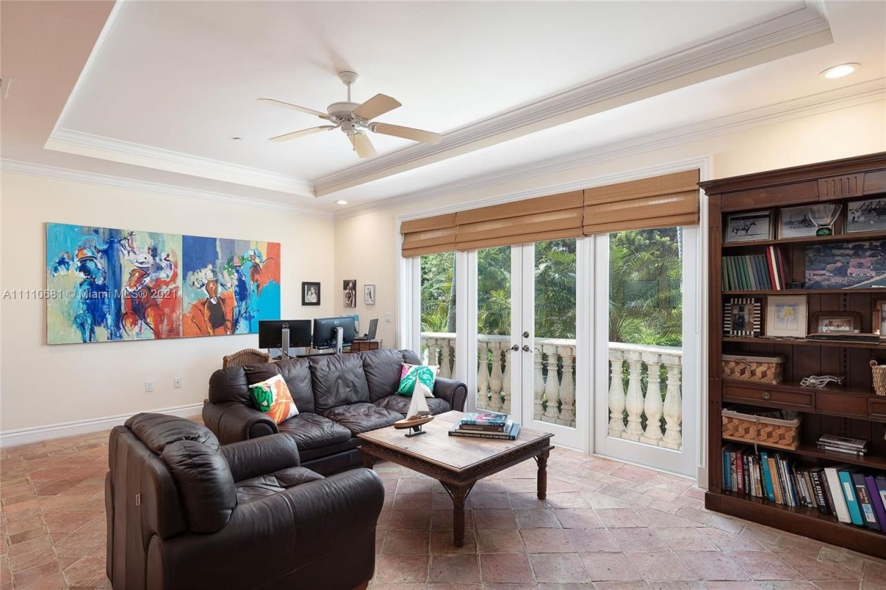 Villa in Miami, USA, 650 m² - picture 14