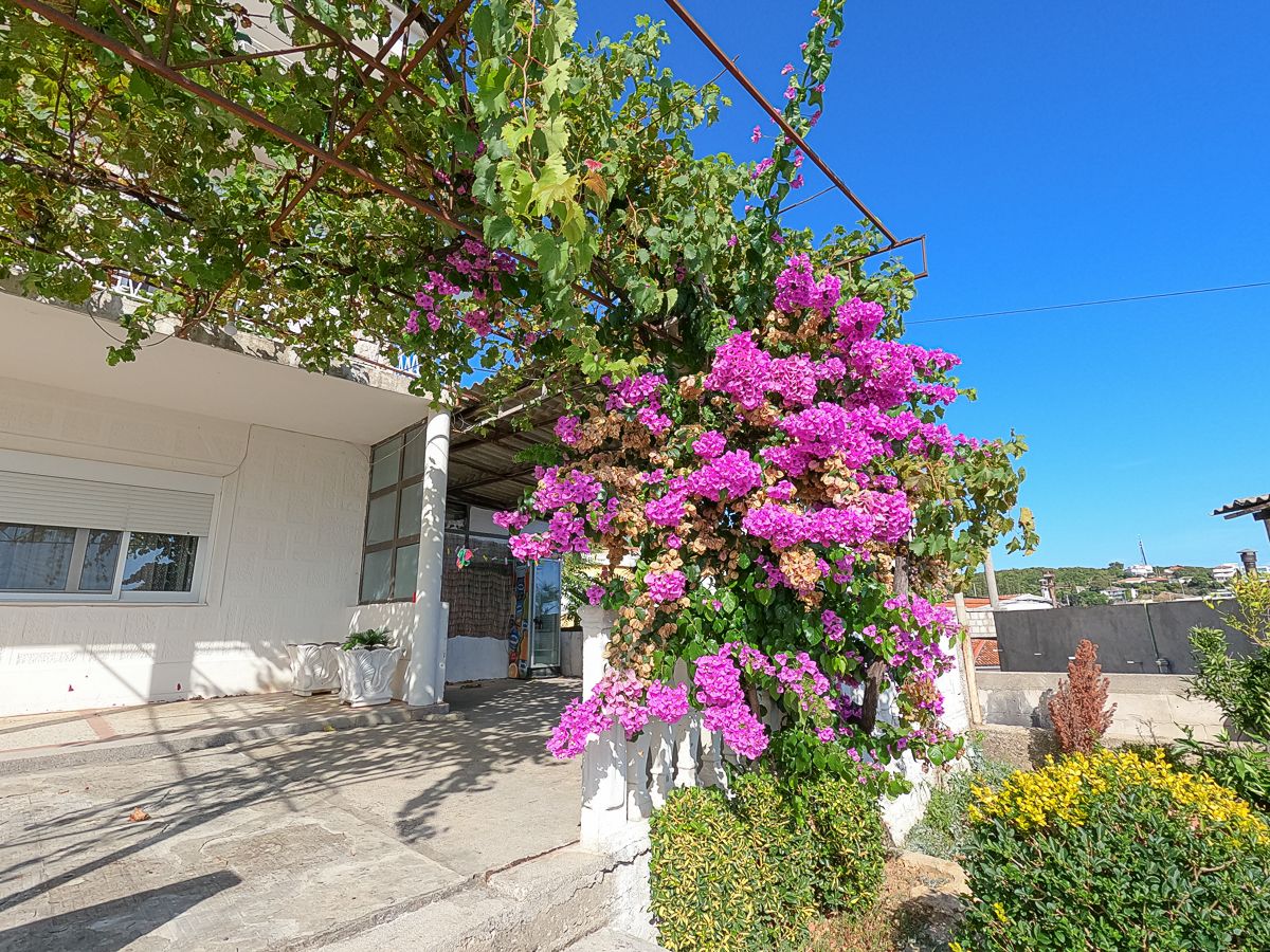 House in Ulcinj, Montenegro, 240 m² - picture 3