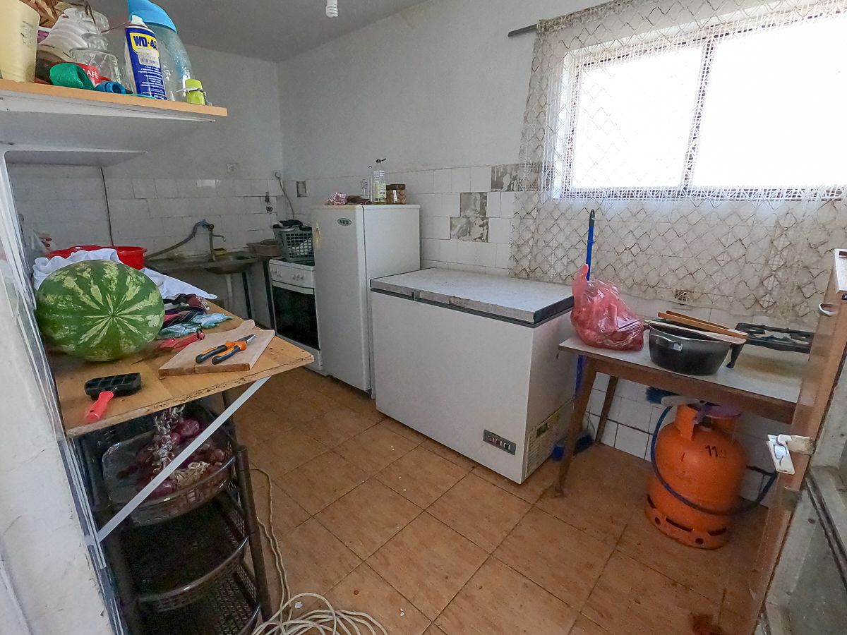 House in Ulcinj, Montenegro, 240 m² - picture 9