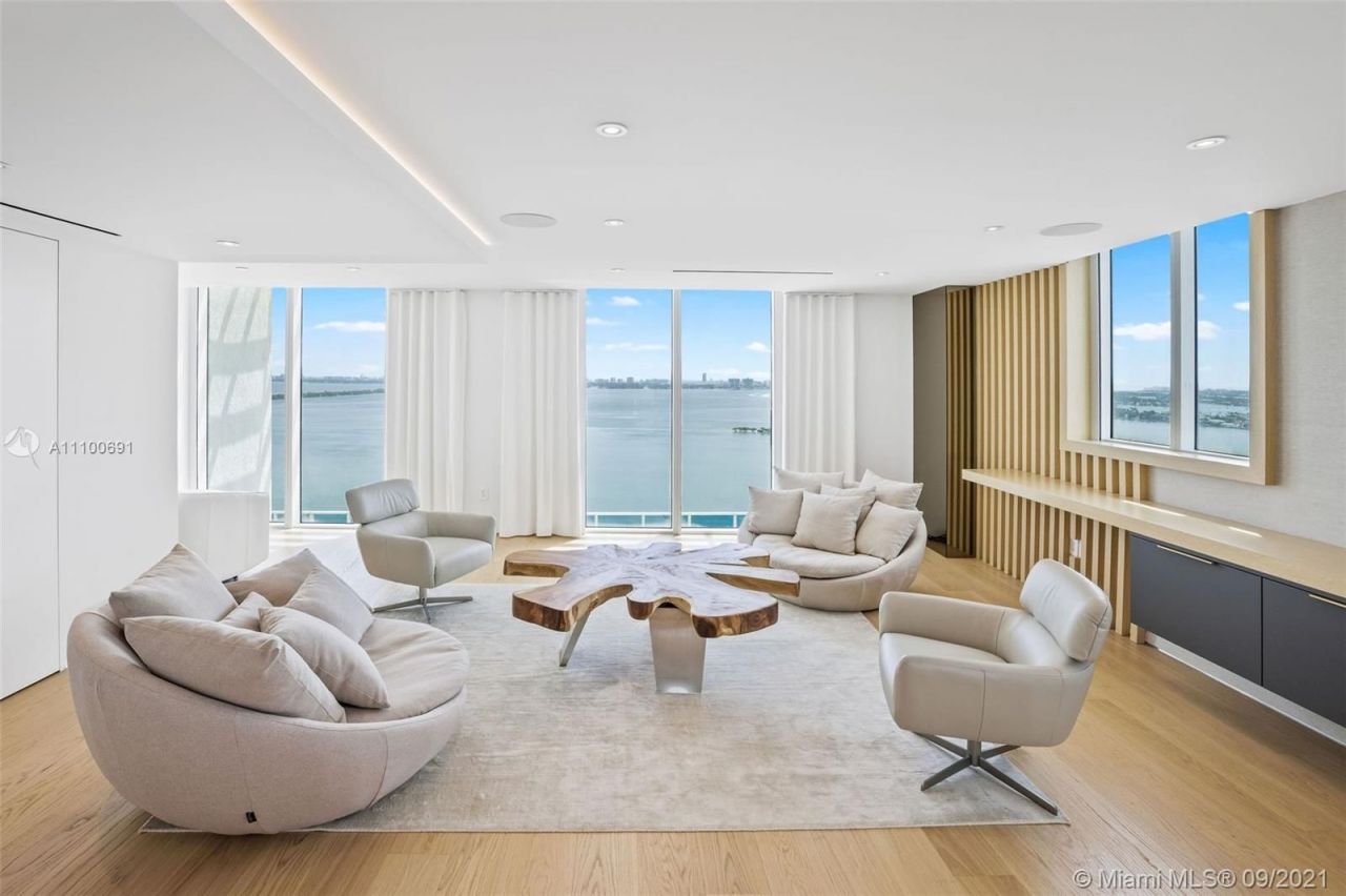 Penthouse in Miami, USA, 600 m² - picture 3