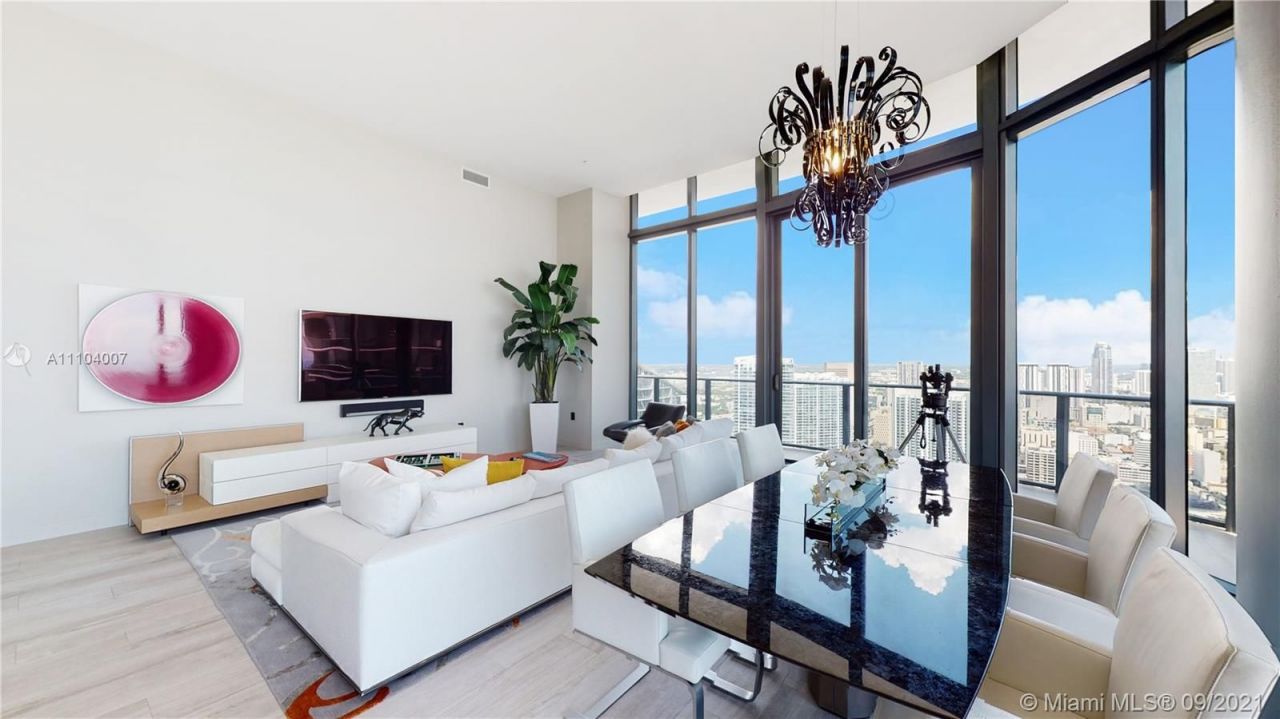 Penthouse in Miami, USA, 250 m² - picture 3