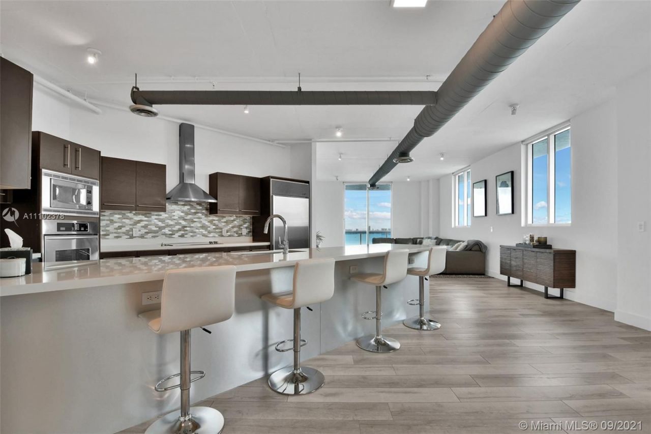 Loft en Miami, Estados Unidos, 150 m² - imagen 12