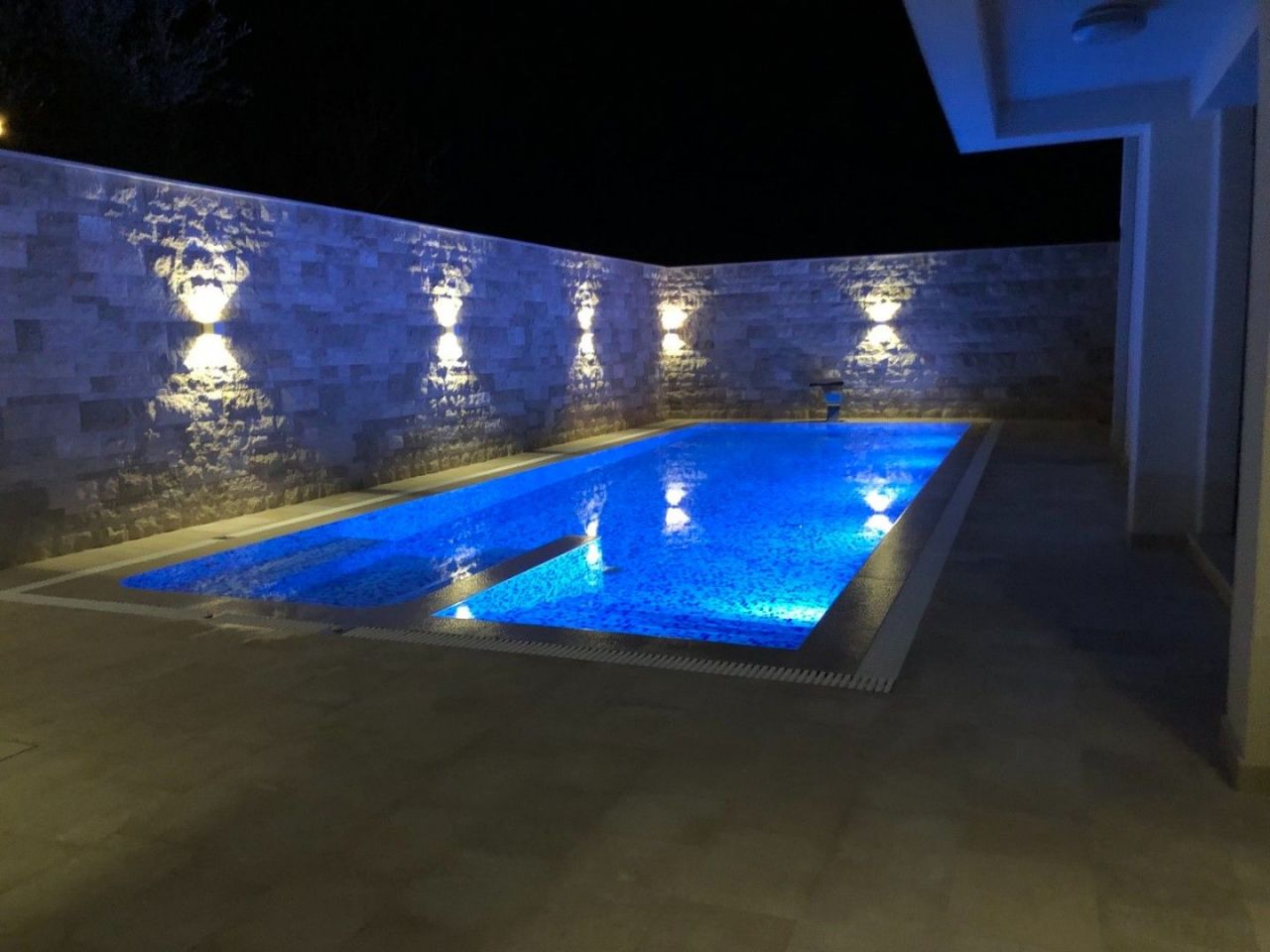 Haus in Bar, Montenegro, 330 m² - Foto 2