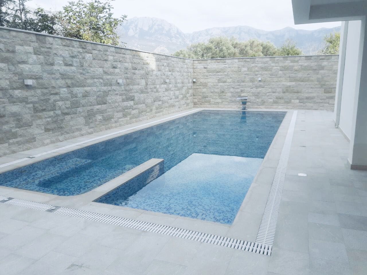 Haus in Bar, Montenegro, 330 m² - Foto 7