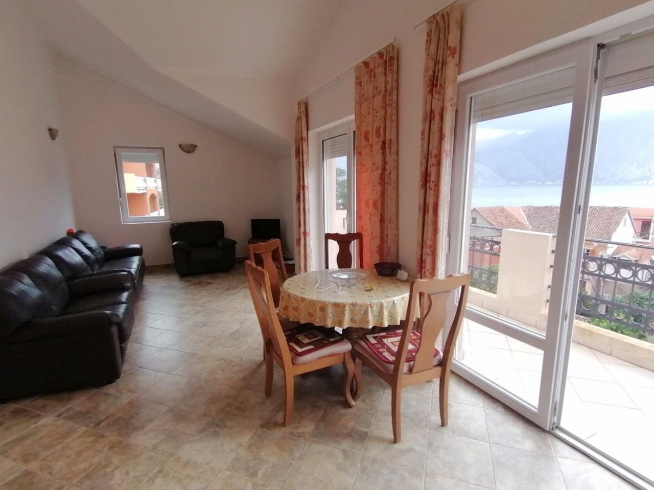 Piso en Prcanj, Montenegro, 70 m² - imagen 7