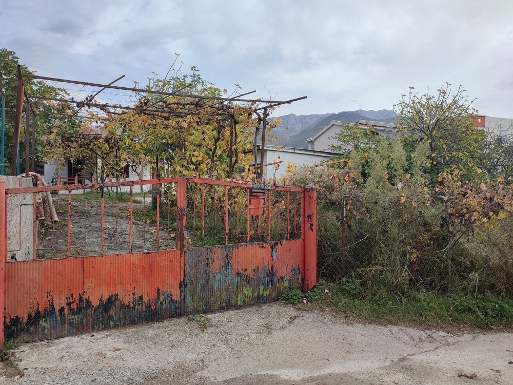 Investment project in Bar, Montenegro, 1 975 m² - picture 5