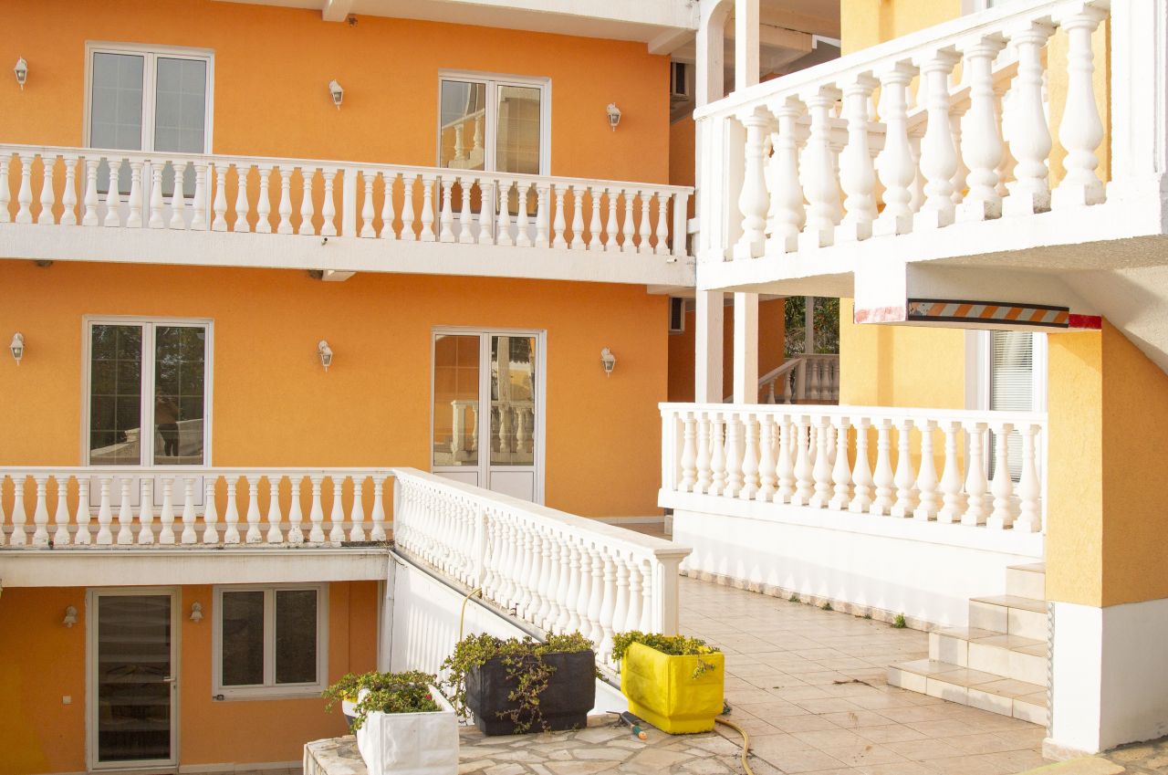 Hôtel à Sutomore, Monténégro, 812 m² - image 4