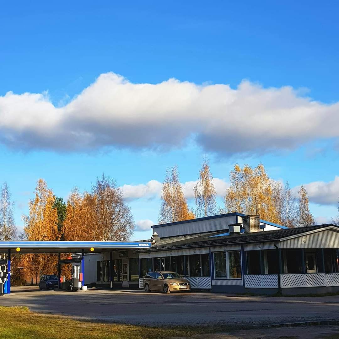 Propiedad comercial en Parikkala, Finlandia, 278 m² - imagen 1