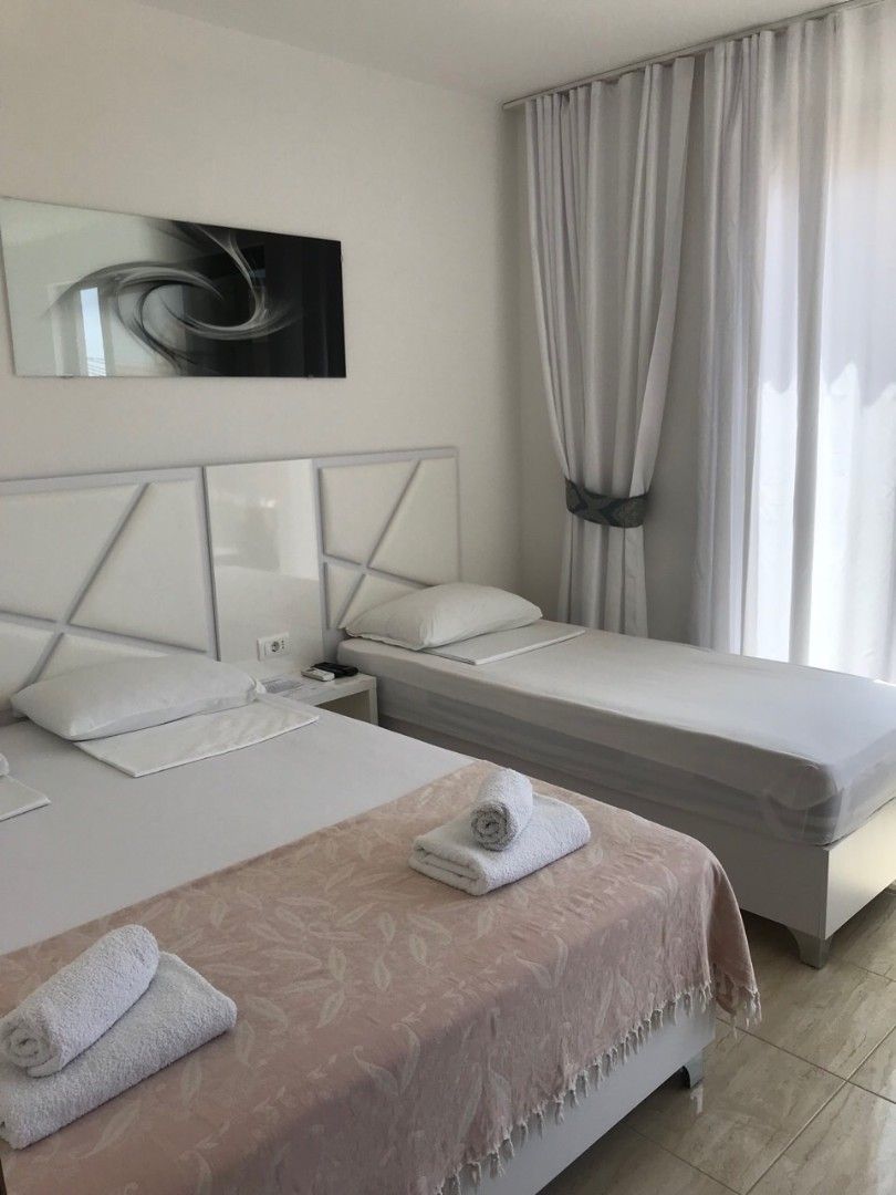 Hotel in Dobra Voda, Montenegro, 349 m² - Foto 3