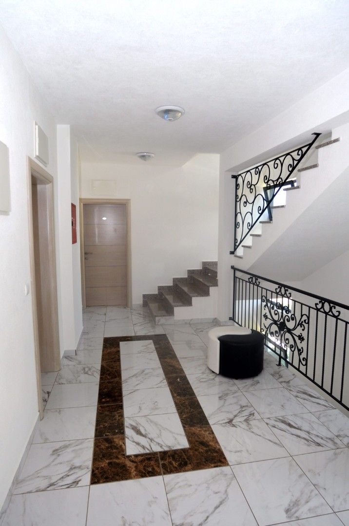 Hotel in Dobra Voda, Montenegro, 349 m² - Foto 5