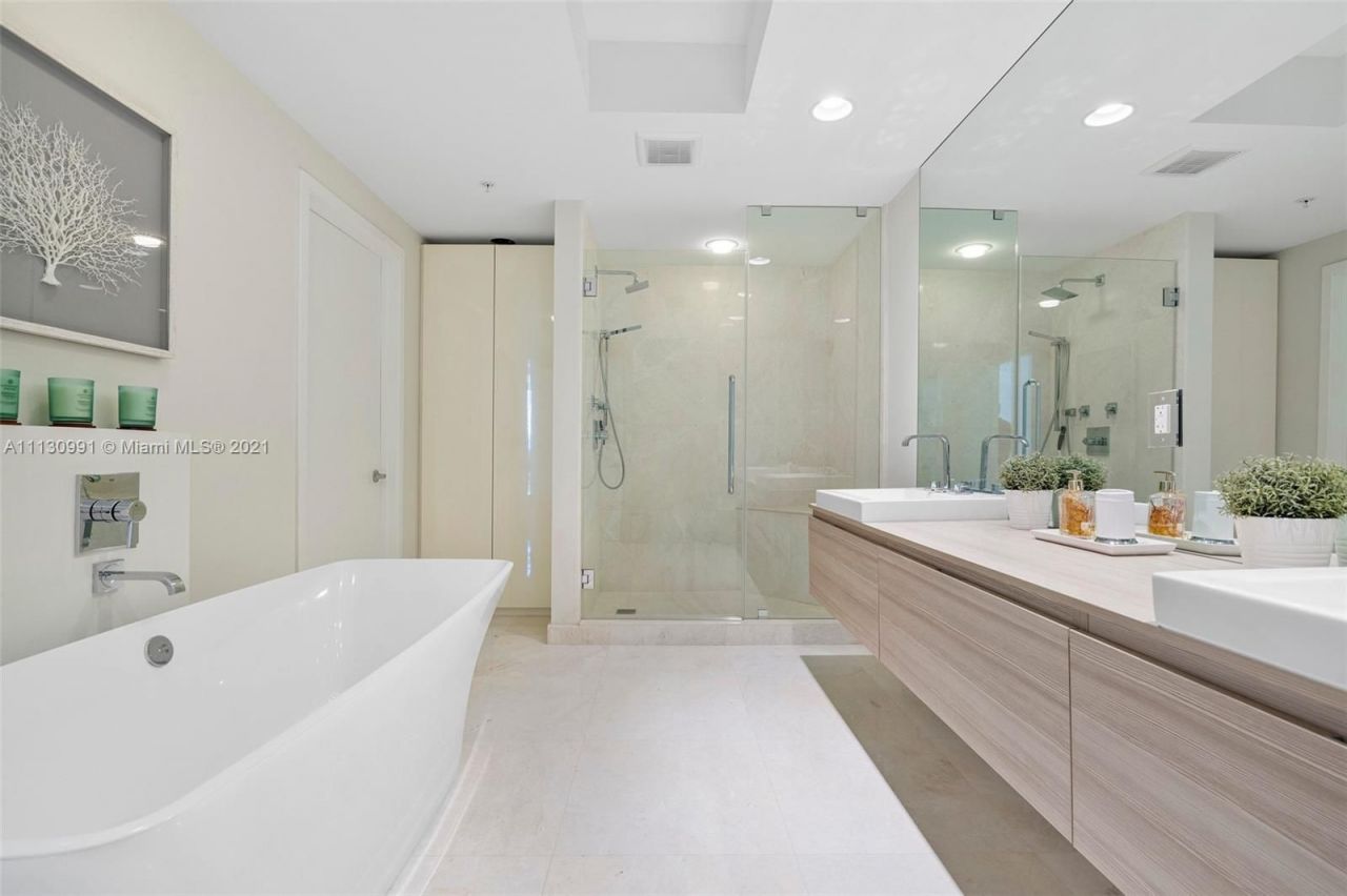 Appartement à Miami, États-Unis, 230 m² - image 8