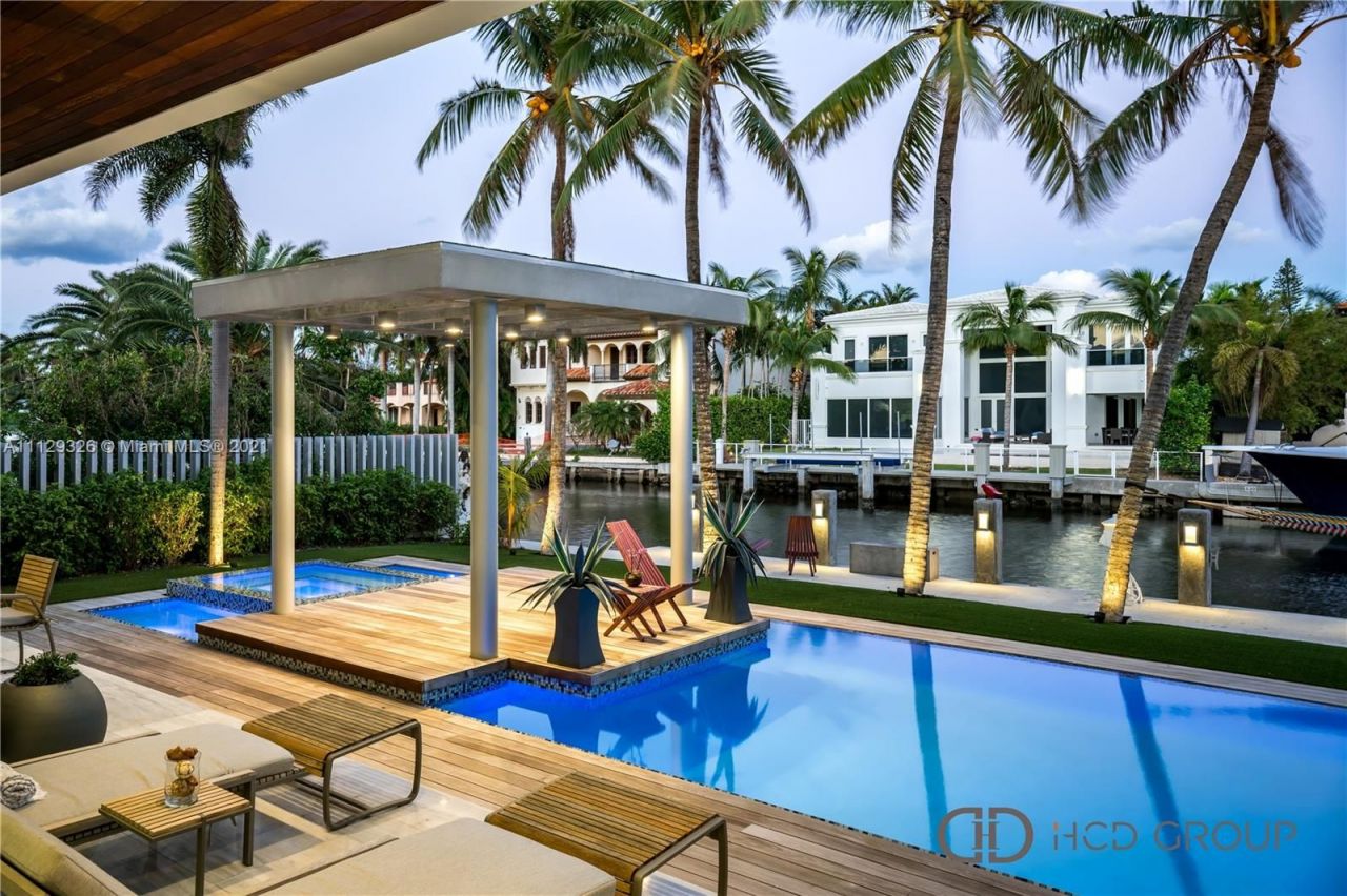 Villa in Miami, USA, 500 m² - picture 2