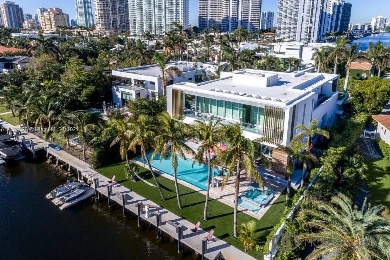 Villa in Miami, USA, 500 m² - picture 17