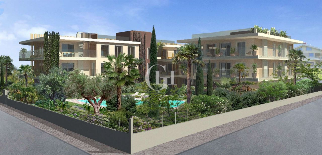 Apartamento por Lago de Garda, Italia, 130 m² - imagen 4