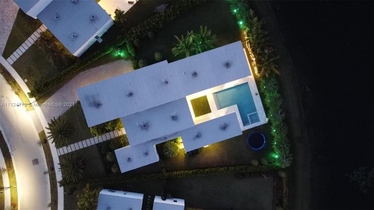 Villa a Miami, USA, 700 m² - foto 3