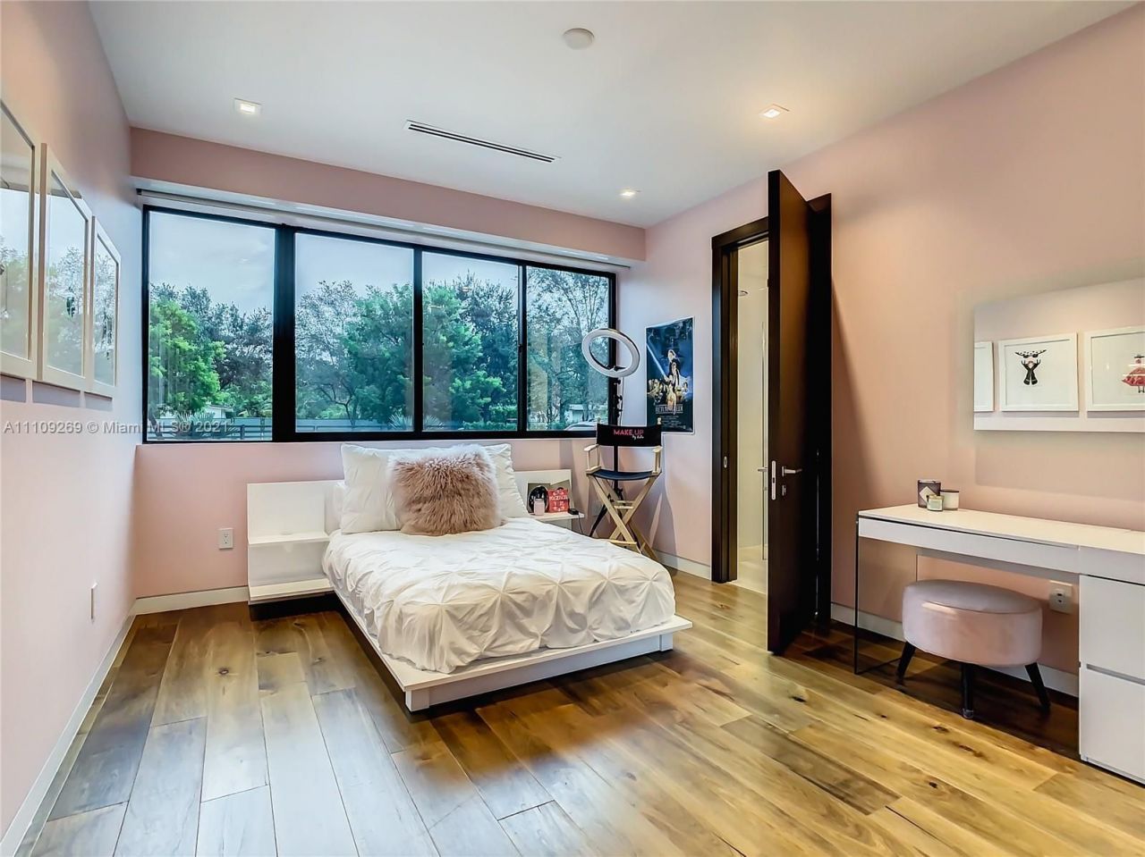 Villa en Miami, Estados Unidos, 500 m² - imagen 8