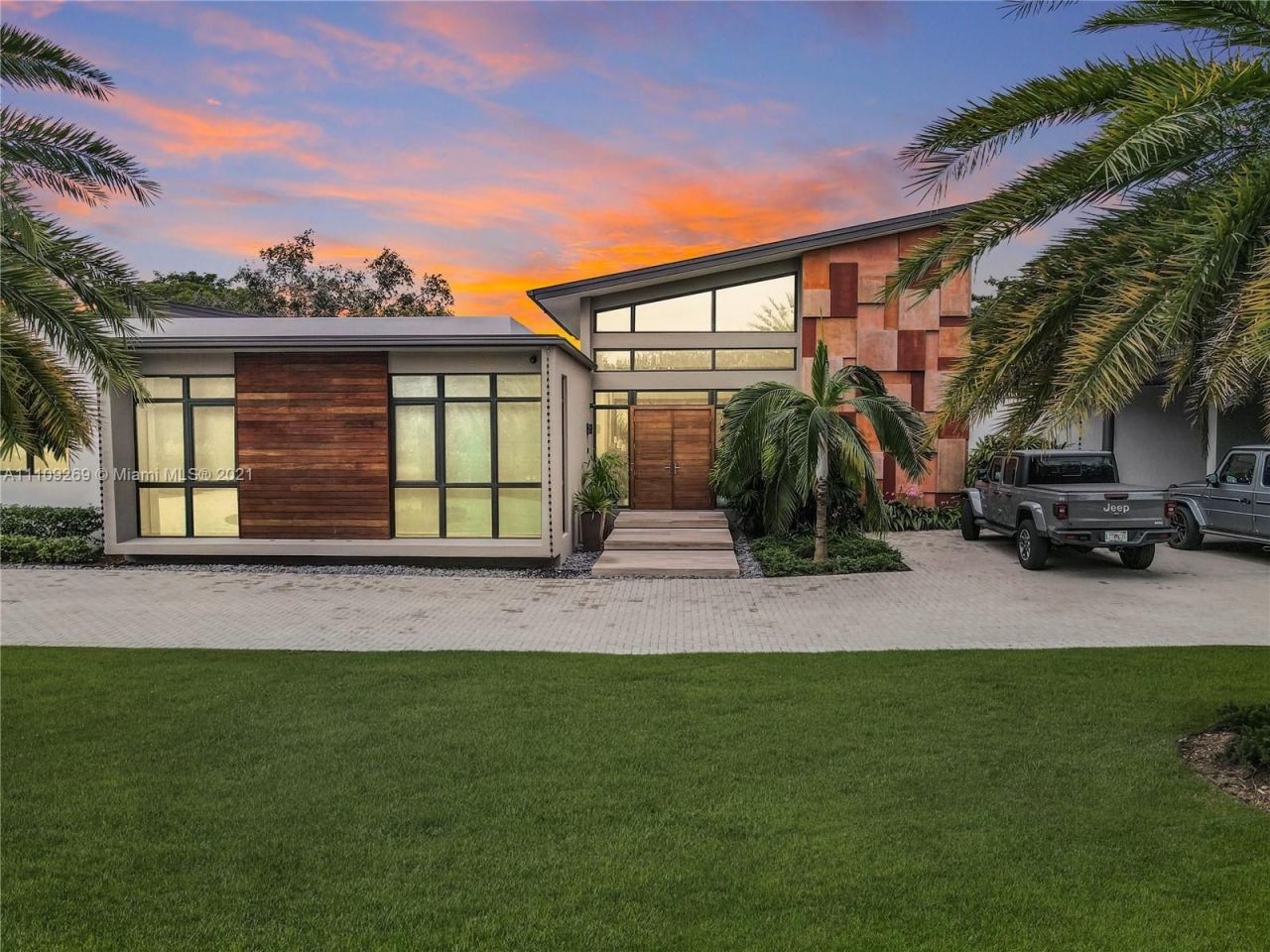 Villa en Miami, Estados Unidos, 500 m² - imagen 3