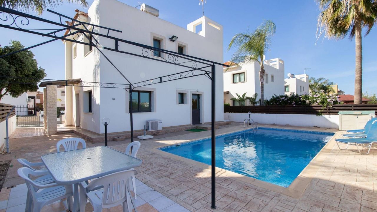 Villa in Protaras, Cyprus, 146 m² - picture 1