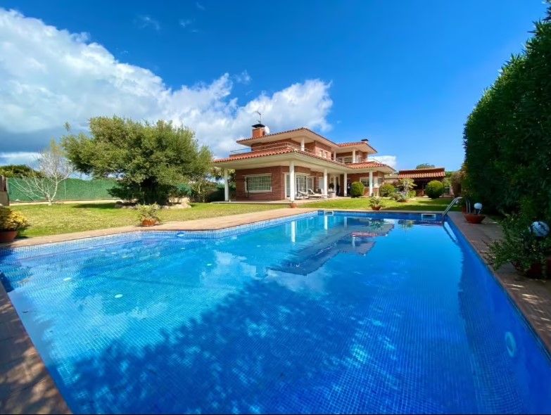 Villa à Platja D'Aro, Espagne, 500 m² - image 1