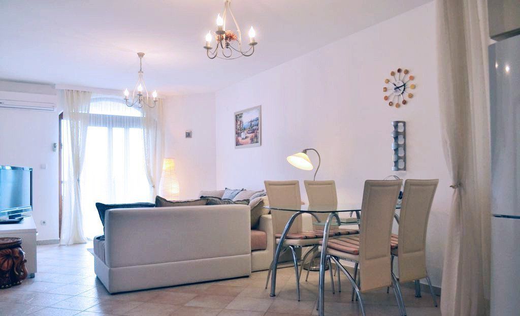 Apartamento en Dobra Voda, Montenegro, 75 m² - imagen 1