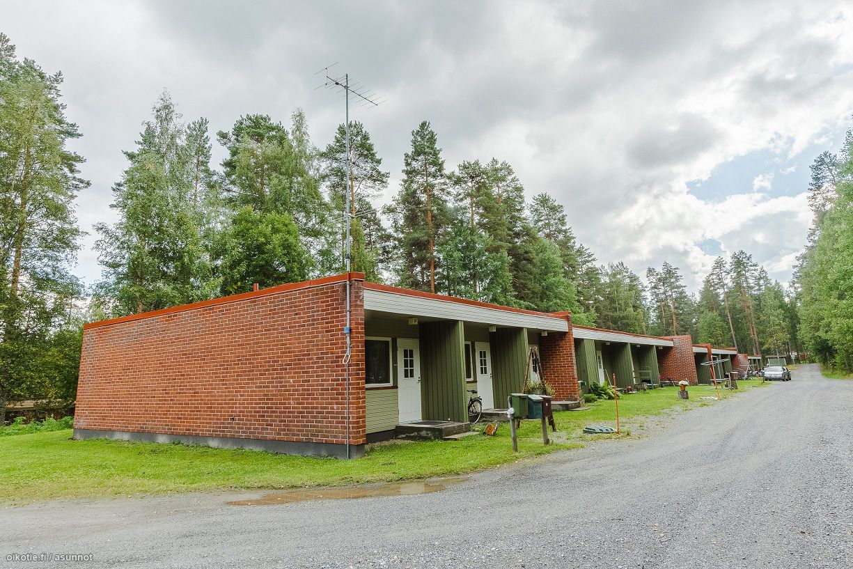 Commercial apartment building in Lieksa, Finland, 1 000 m² - picture 1