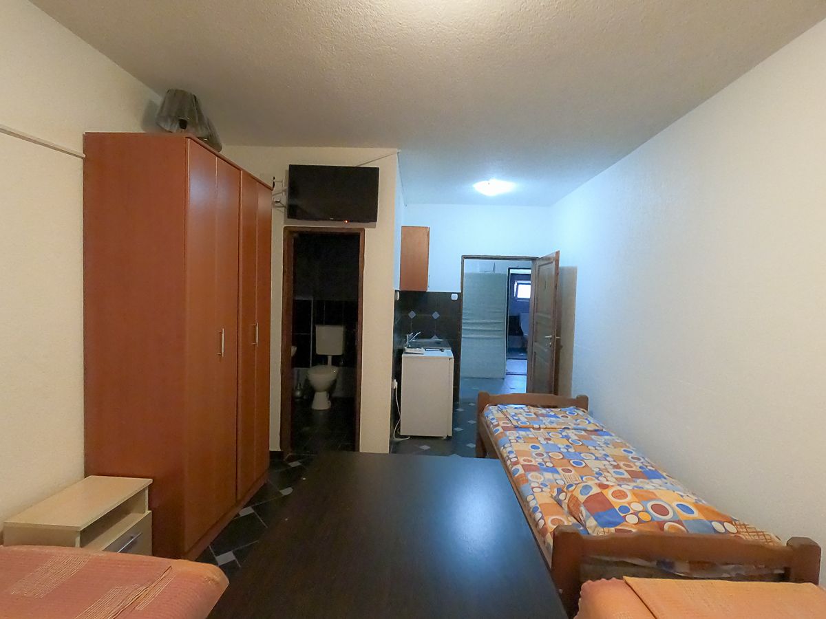 Hotel in Dobra Voda, Montenegro, 970 m² - Foto 17