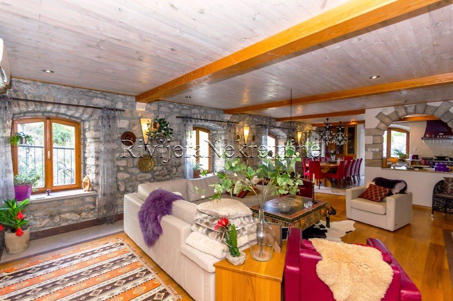 Casa a Herceg-Novi, Montenegro, 226 m² - foto 11