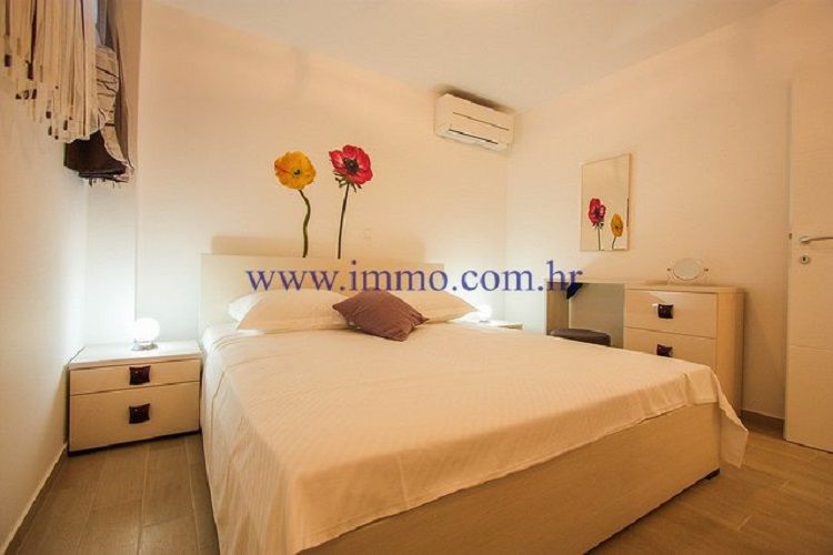 Villa à Trogir, Croatie, 200 m² - image 10