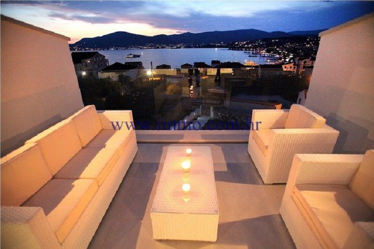 Villa à Trogir, Croatie, 200 m² - image 15