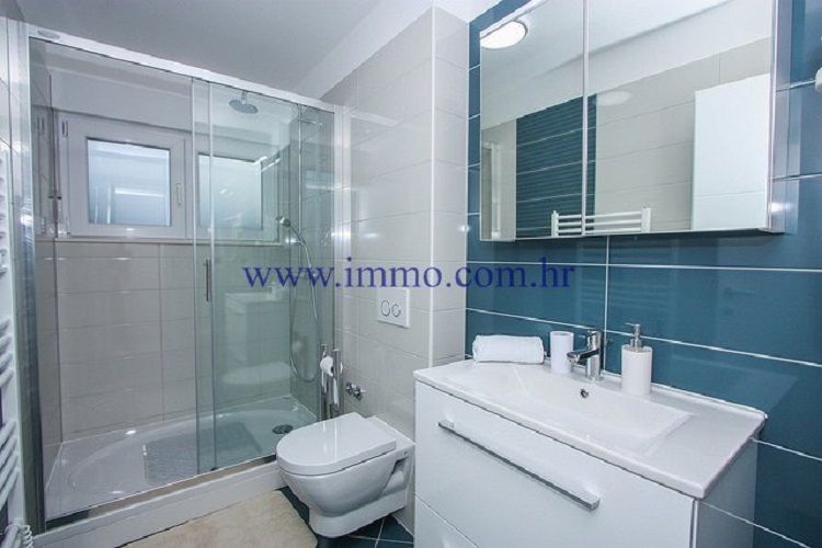 Villa à Trogir, Croatie, 200 m² - image 11
