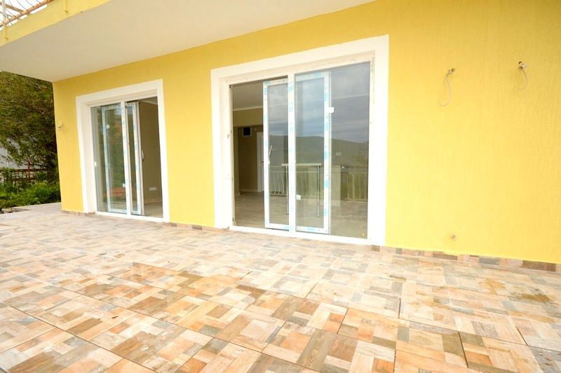 Flat in Herceg-Novi, Montenegro, 60 m² - picture 3