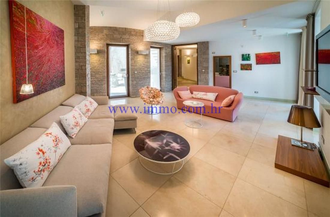 Villa in Brač, Kroatien, 576 m² - Foto 3