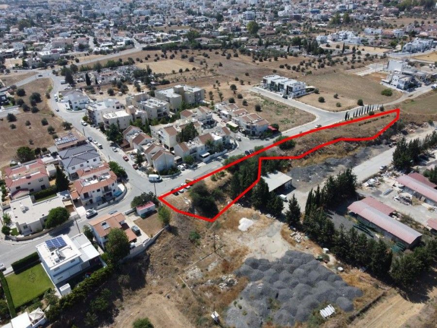 Land in Nicosia, Cyprus, 2 156 m² - picture 1