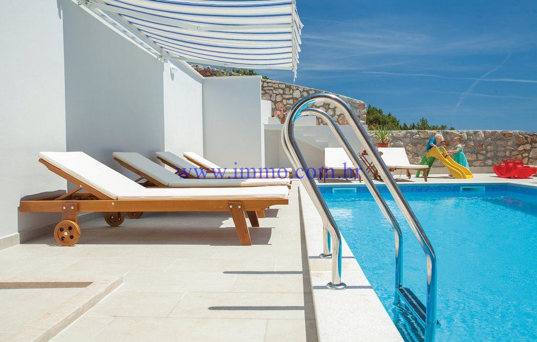 Villa on Korcula island, Croatia, 150 m² - picture 2