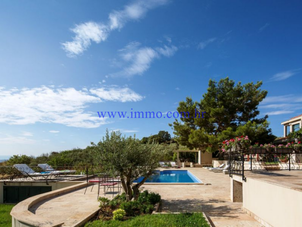 Villa à Trogir, Croatie, 690 m² - image 17