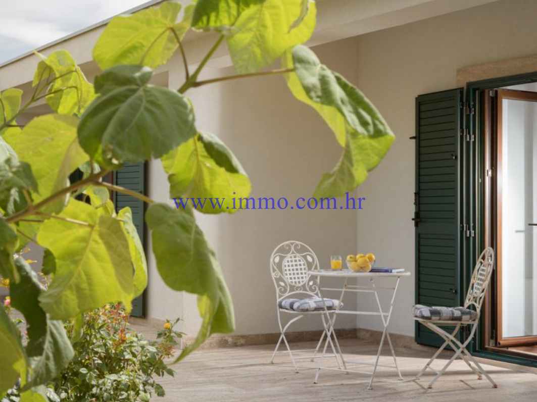 Villa à Trogir, Croatie, 690 m² - image 9