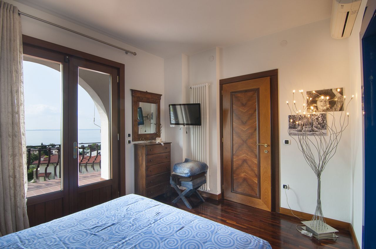 Villa par le Lac de Garde, Italie, 445 m² - image 14