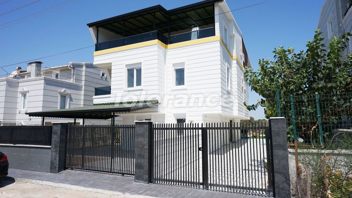 Villa en Antalya, Turquia, 180 m² - imagen 1