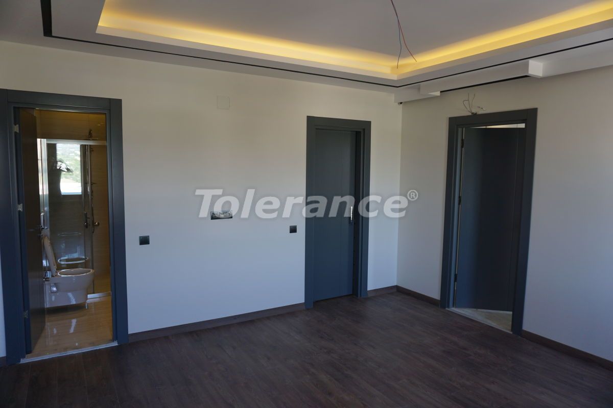 Appartamenti a Mersin, Turchia, 250 m² - foto 12