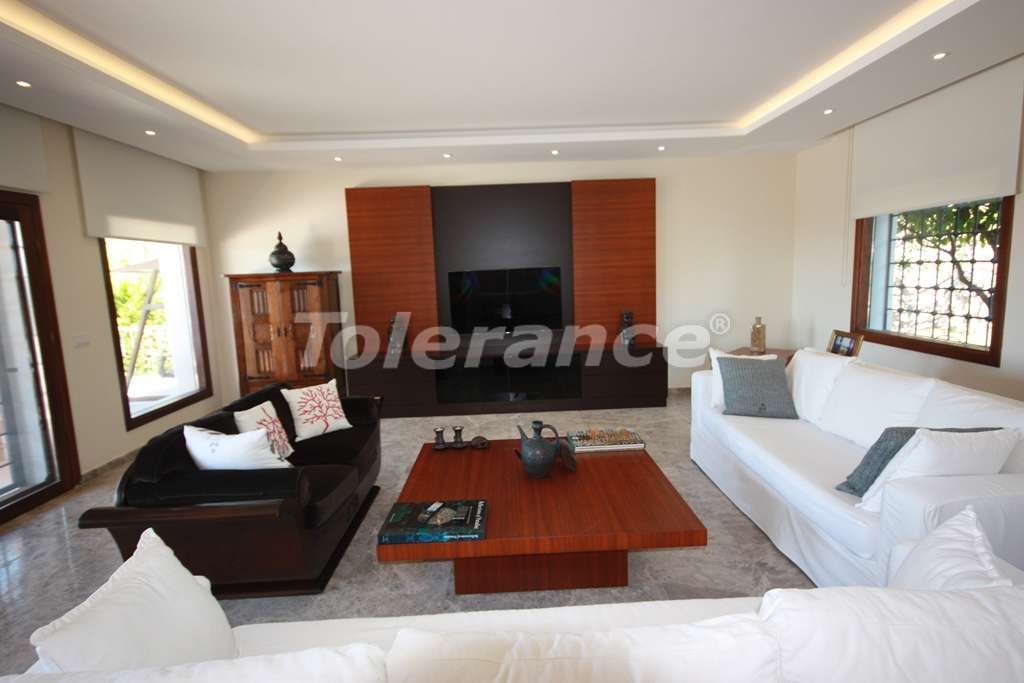 Villa à Yalikavak, Turquie, 454 m² - image 12