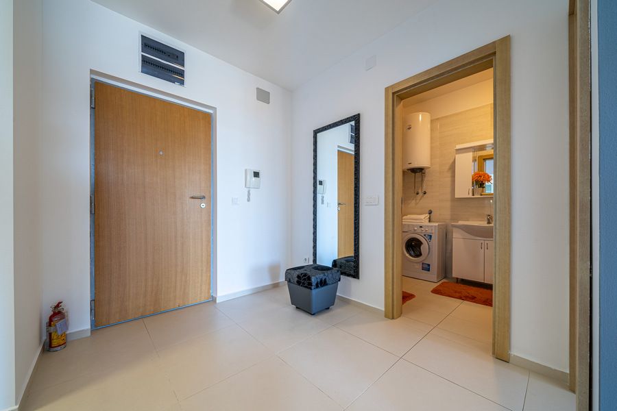 Piso en Przno, Montenegro, 75 m² - imagen 11