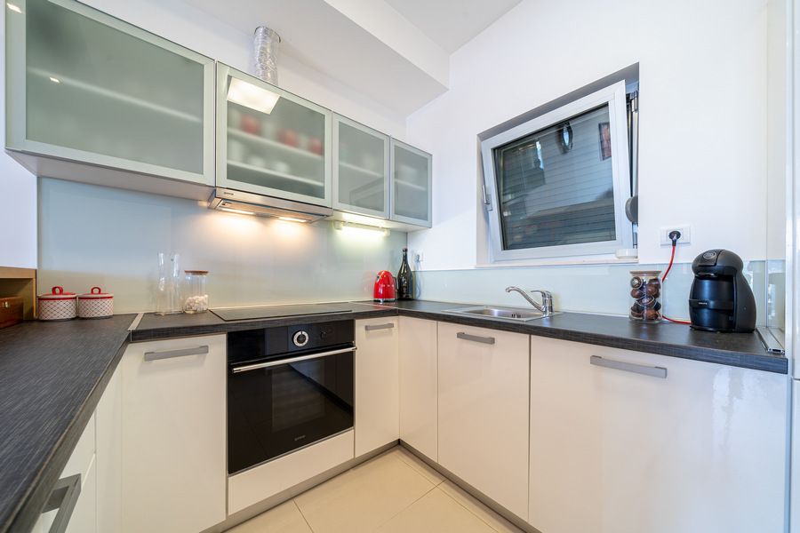 Piso en Przno, Montenegro, 75 m² - imagen 13