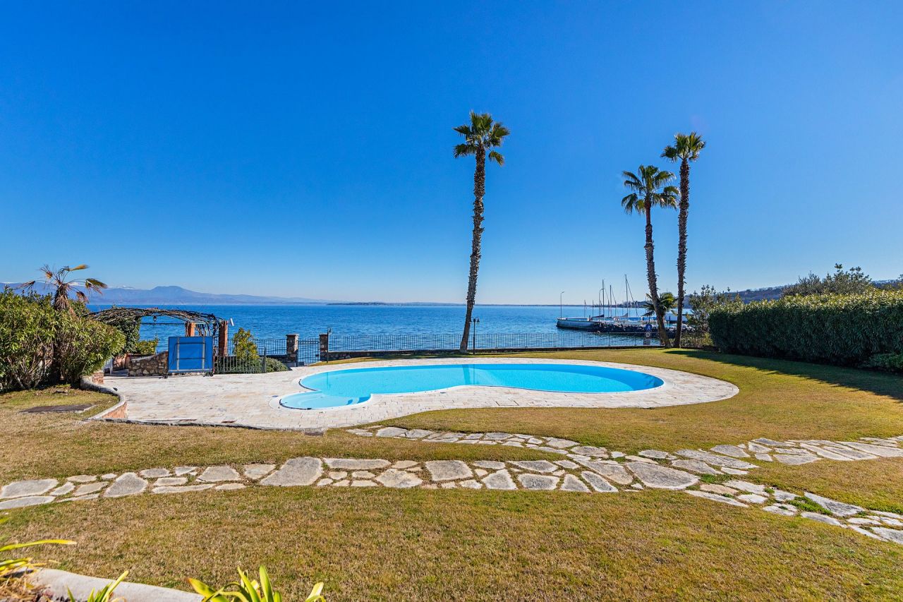 Villa in Gardasee, Italien, 300 m² - Foto 3