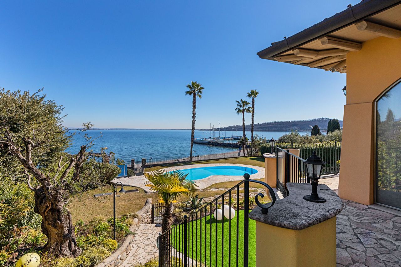 Villa in Gardasee, Italien, 300 m² - Foto 4